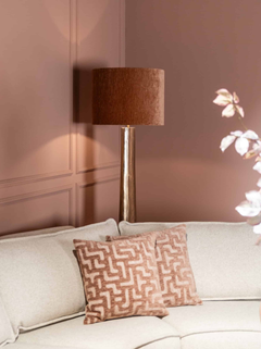 Coussin motif labyrinthe blush