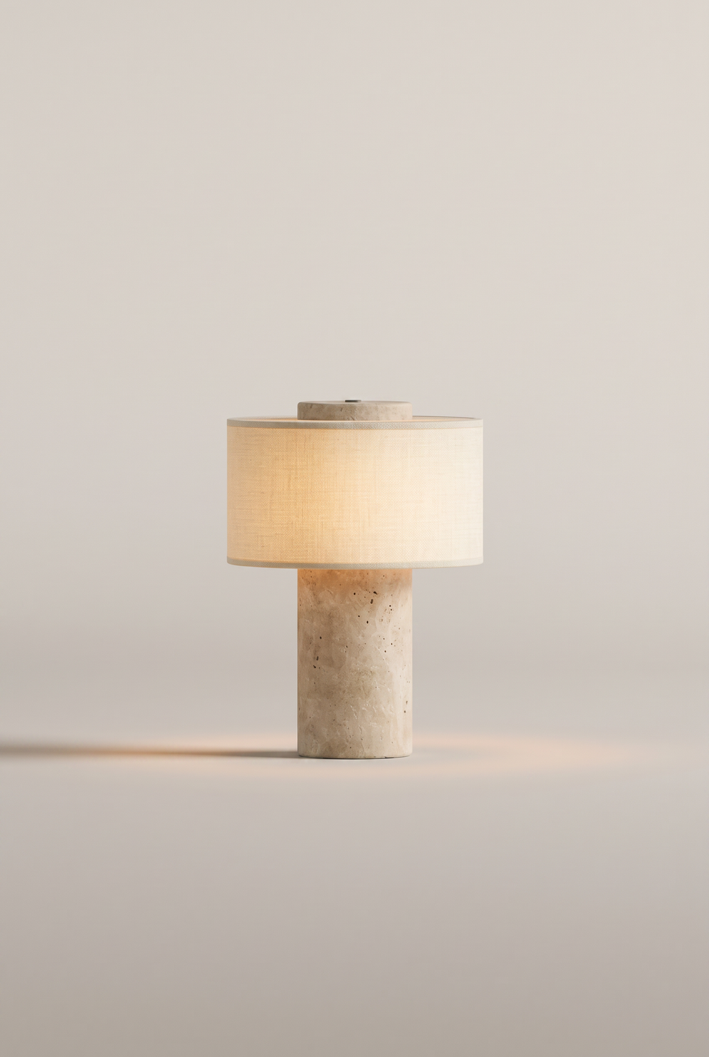Lampe de table effet travertin
