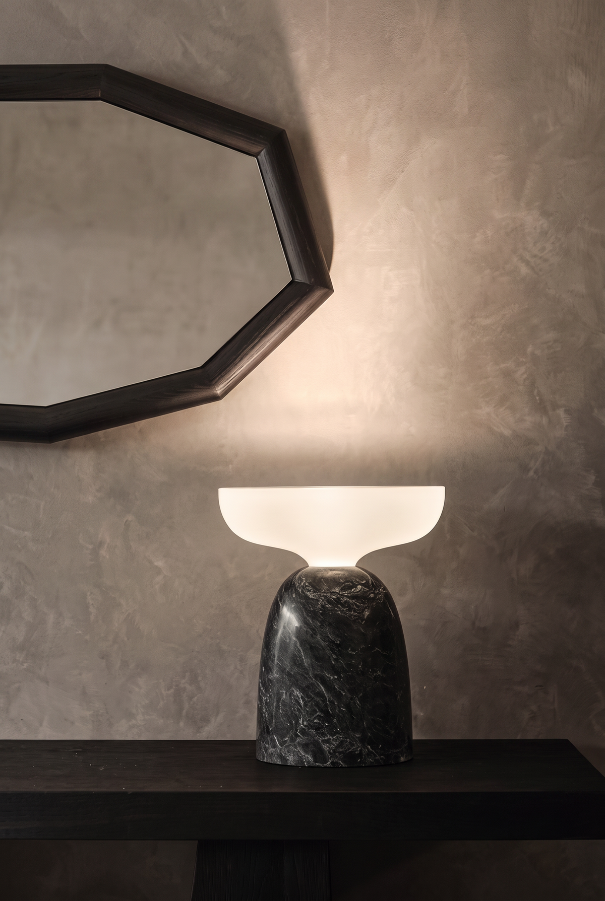 Lampe de table en marbre