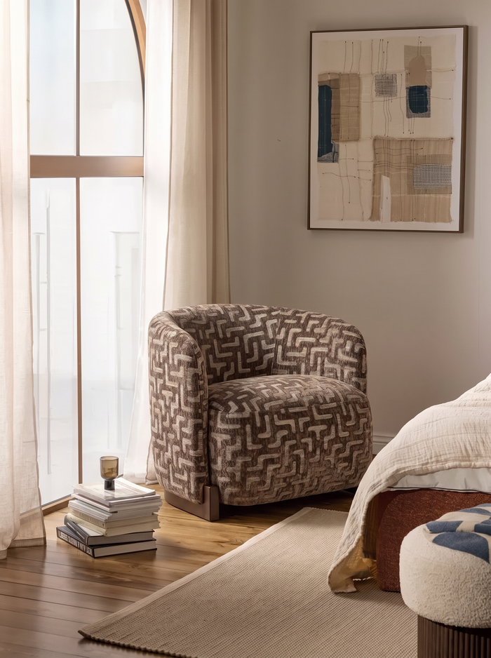 Fauteuil en tissu brown labyrinth et bois