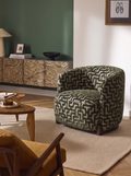 Fauteuil en tissu moss labyrinth et bois