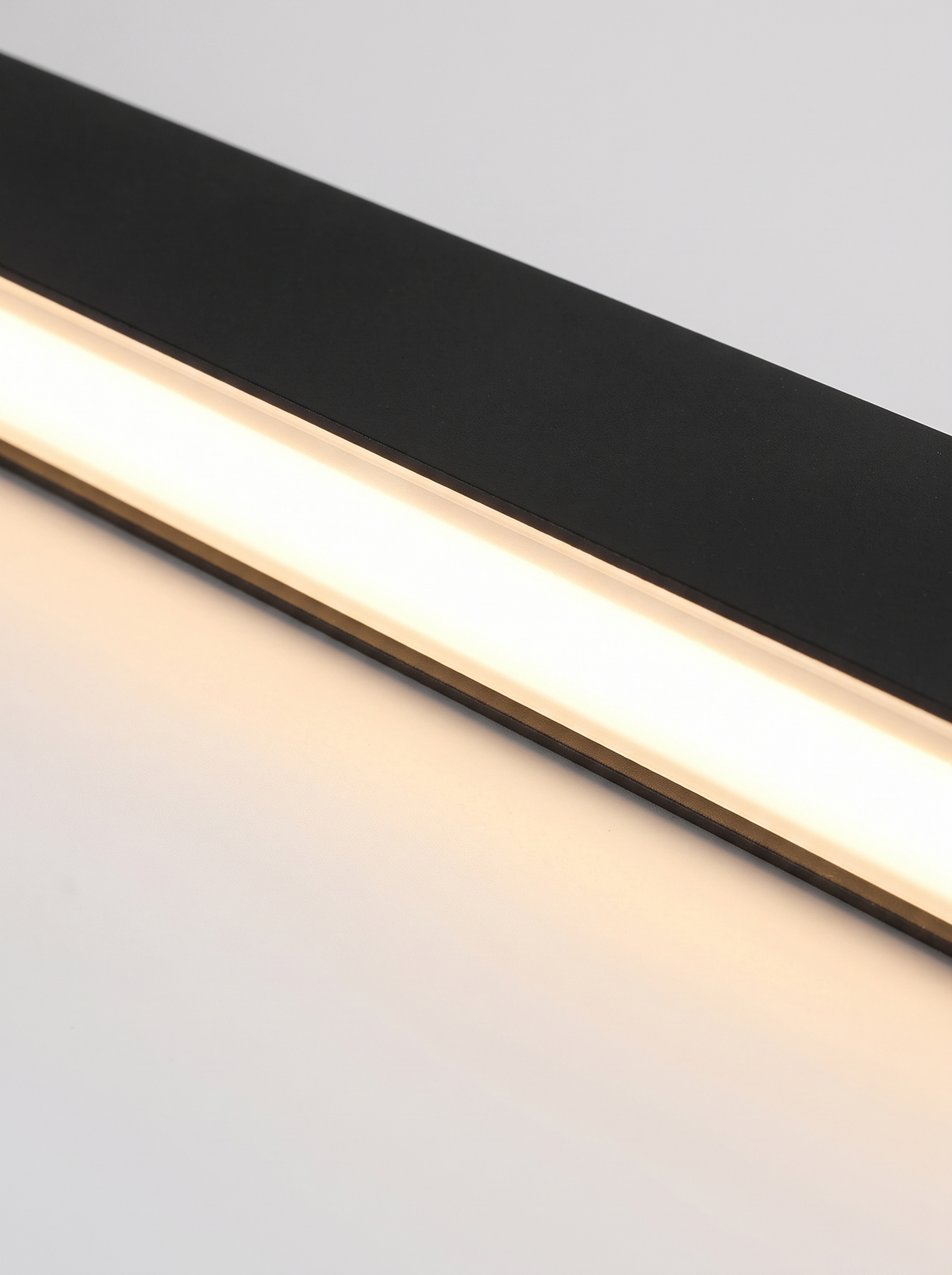 Suspension linéaire LED
