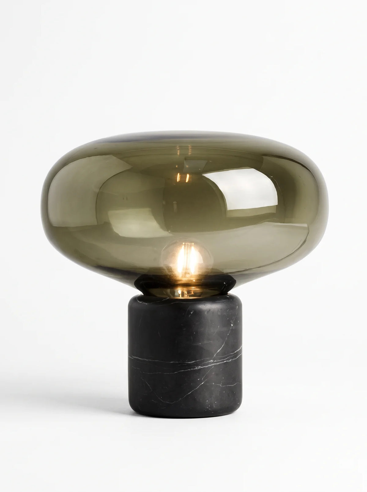 Lampe de table en verre soufflé et marbre